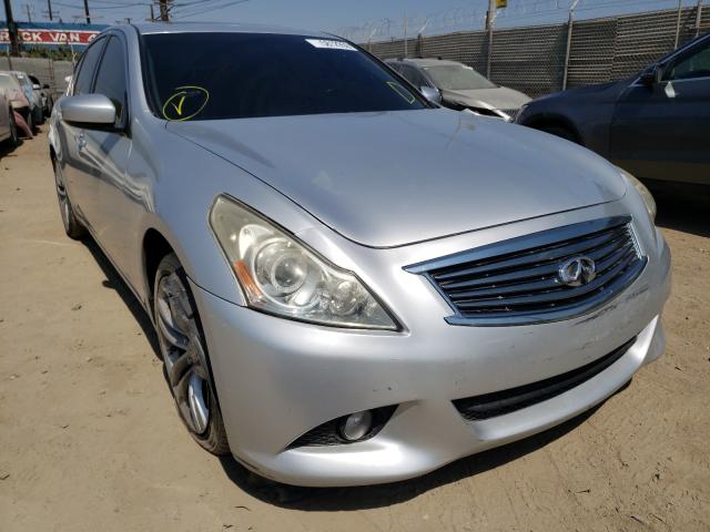 Infiniti G37 base (2013)