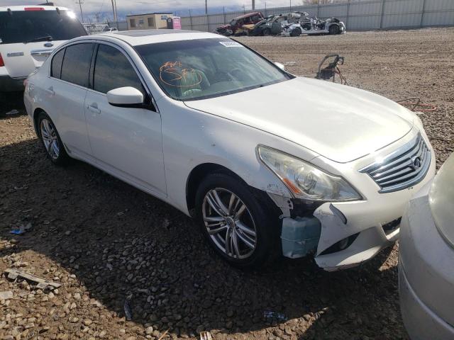 Infiniti G25 base (2011)