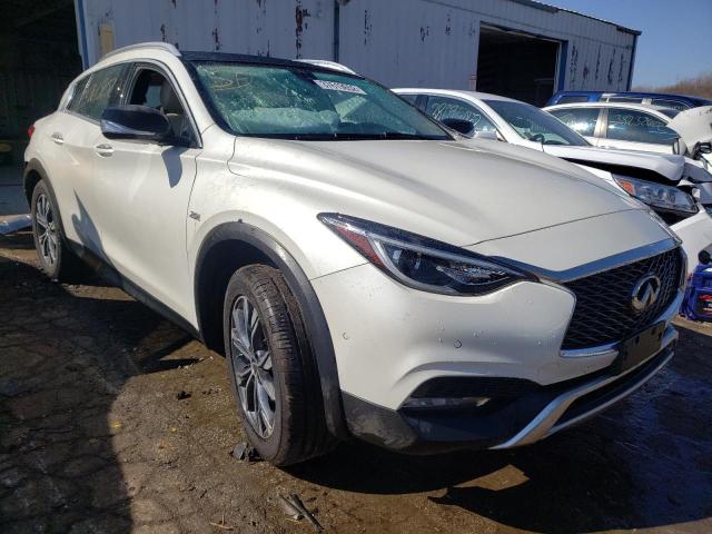 Infiniti Qx30 base (2018)