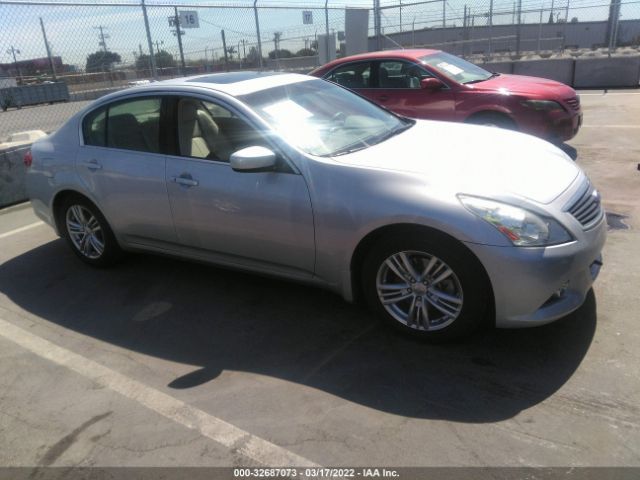 Infiniti G37 sedan (2013)