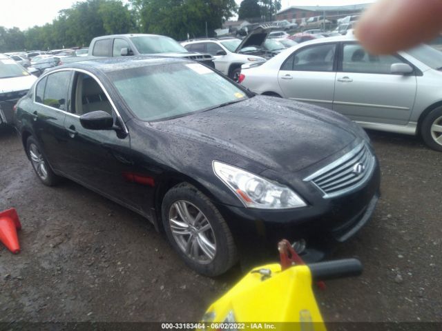 Infiniti G37 sedan (2013)