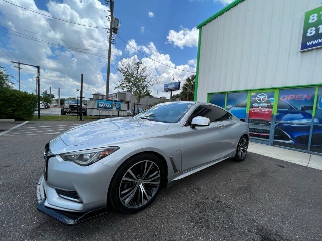 Infiniti Q60 (2017)
