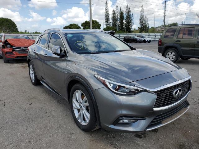 Infiniti Qx30 base (2018)