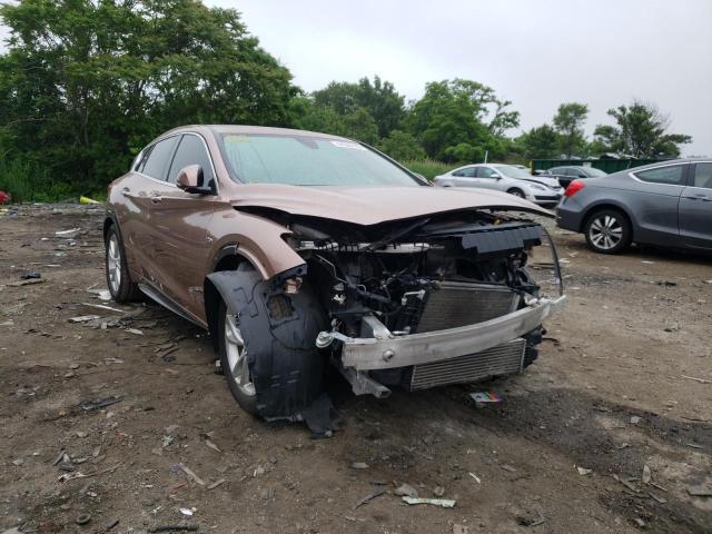 Infiniti Qx30 base (2018)