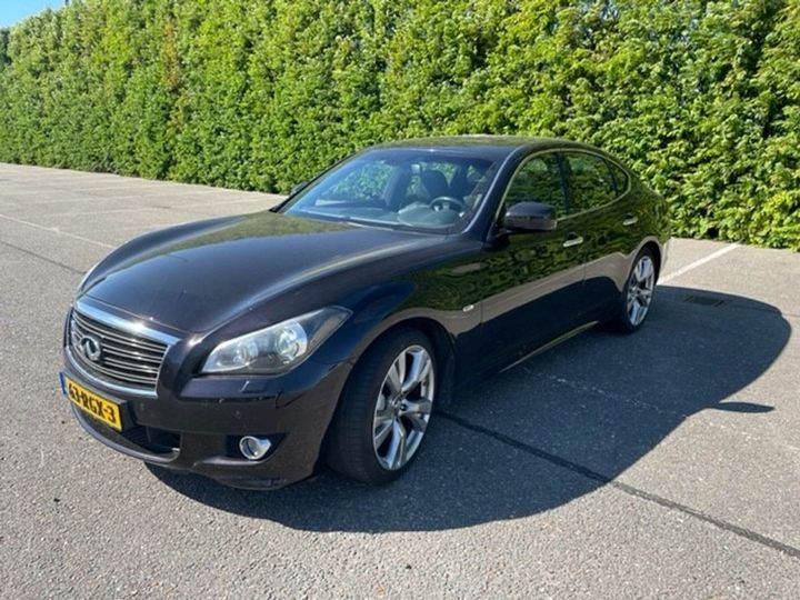 Infiniti M (2011)
