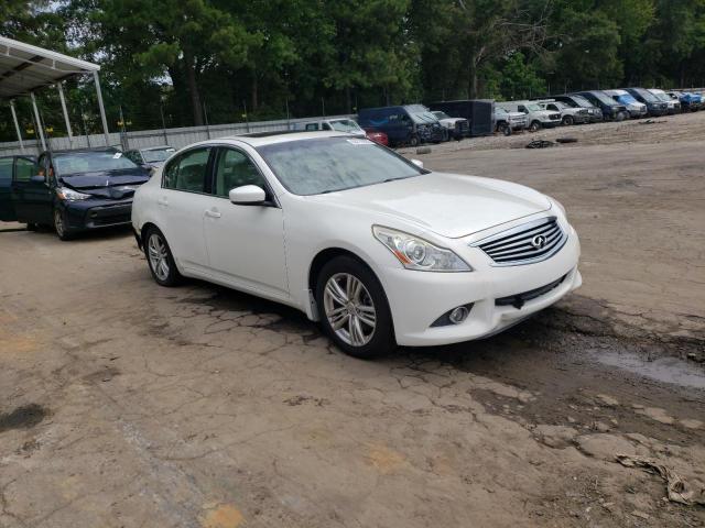 Infiniti G25 base (2011)