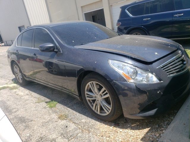 Infiniti G37 sedan (2011)