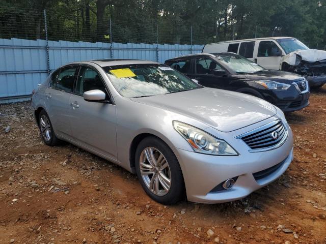 Infiniti G37 base (2010)