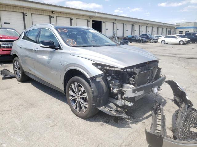 Infiniti Qx30 base (2017)