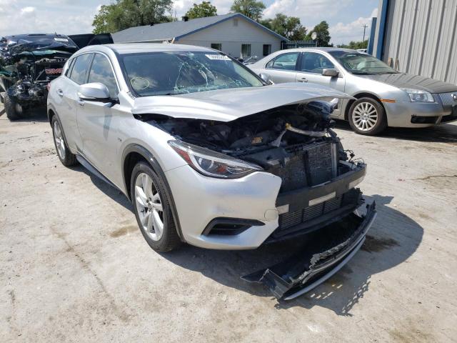Infiniti Qx30 base (2018)