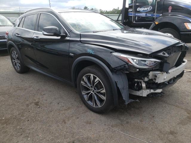 Infiniti Qx30 base (2018)