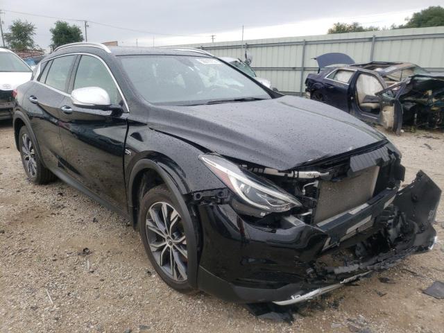 Infiniti Qx30 base (2017)