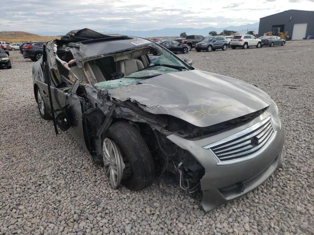 Infiniti G25 base (2011)