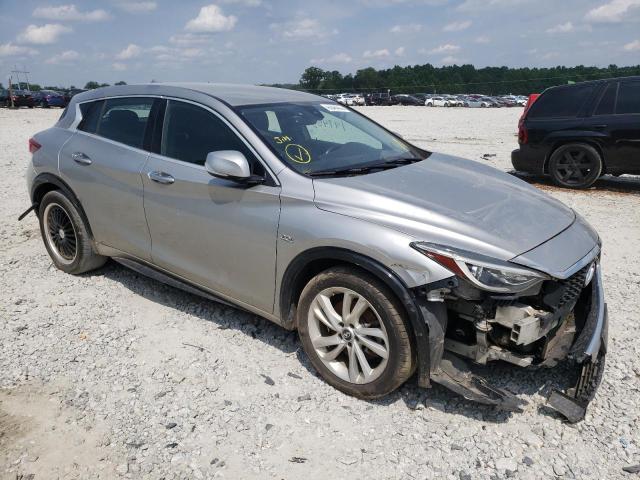 Infiniti Qx30 base (2017)