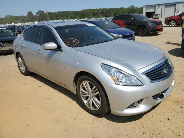 Infiniti G25 base (2012)