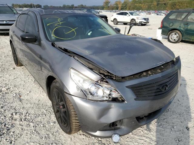 Infiniti G25 base (2012)