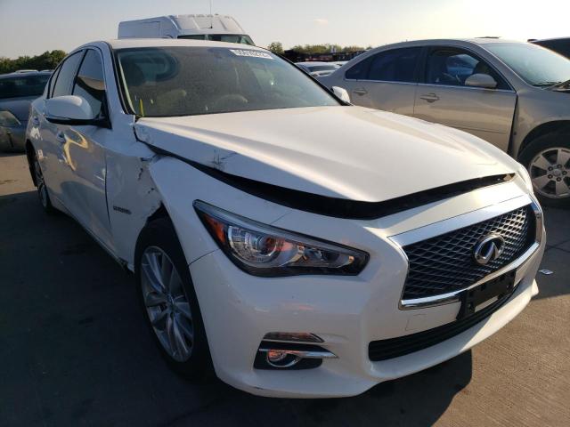 Infiniti Q50 hybrid (2015)