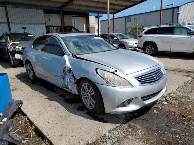 Infiniti G25 base (2011)