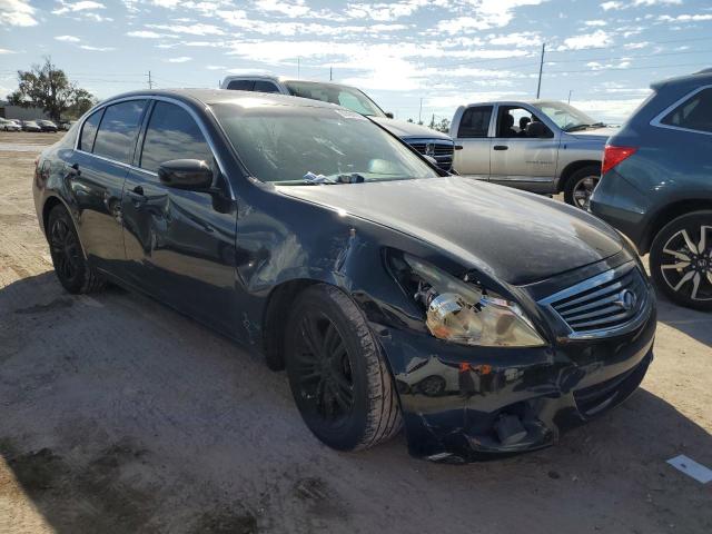 Infiniti G25 base (2011)