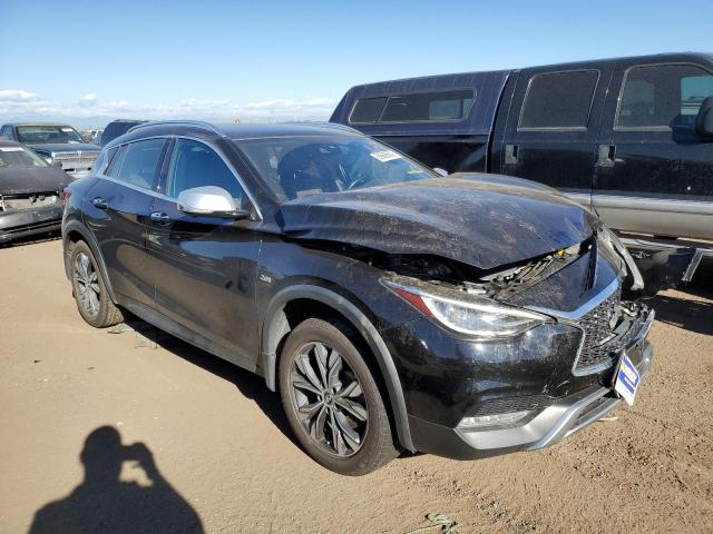 Infiniti Qx30 pure (2018)