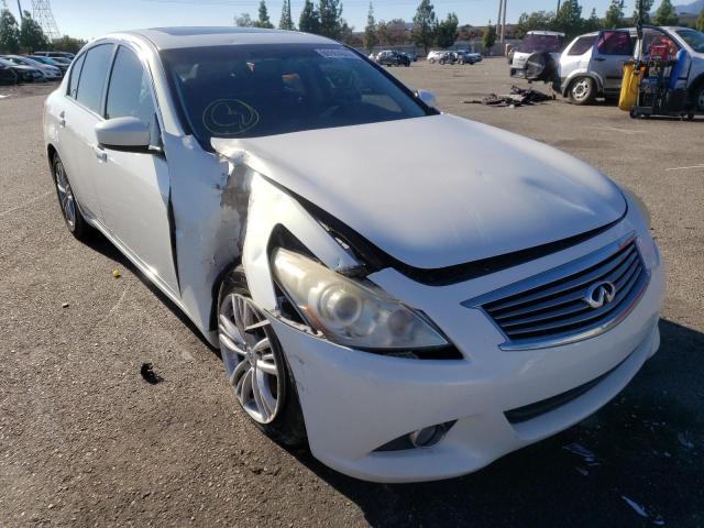 Infiniti G25 base (2012)