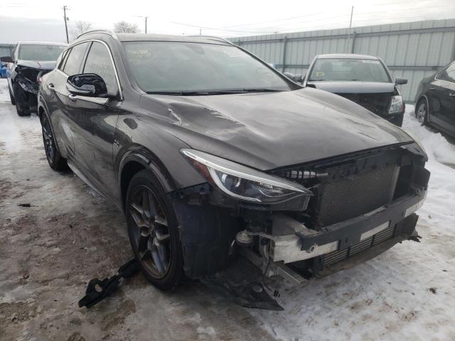 Infiniti Qx30 base (2017)