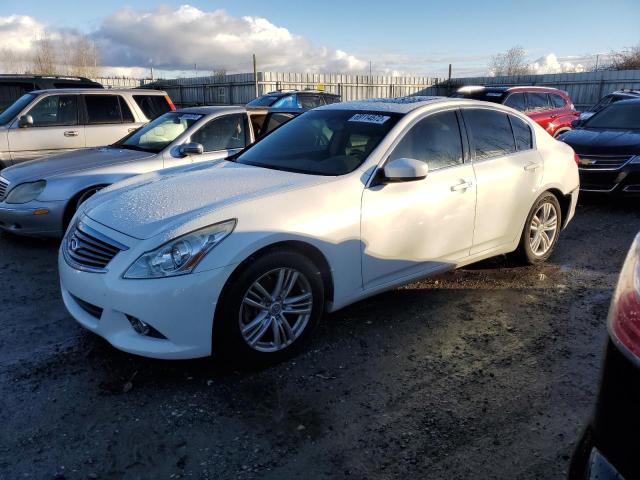 Infiniti G25 base (2012)