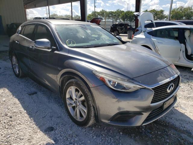 Infiniti Qx30 base (2017)
