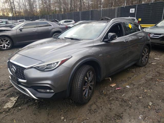 Infiniti Qx30 base (2017)