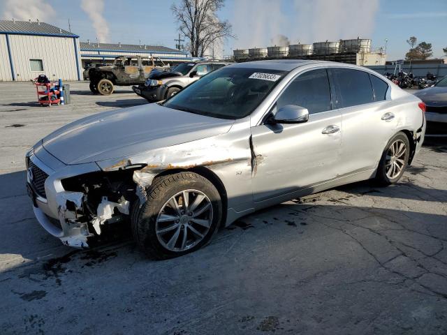 Infiniti Q50 base (2014)