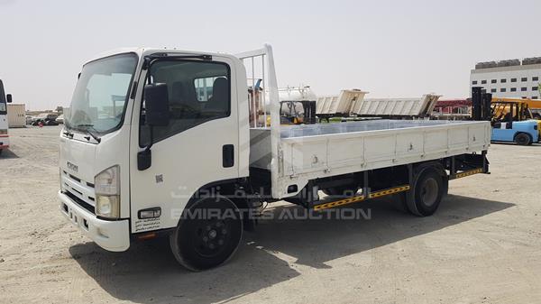 Isuzu Reward np (2016)