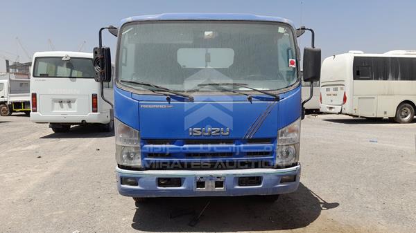Isuzu Pick up (2015)