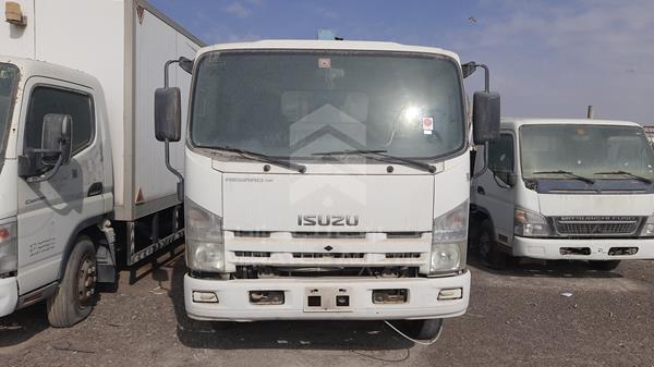 Isuzu Reward np (2014)