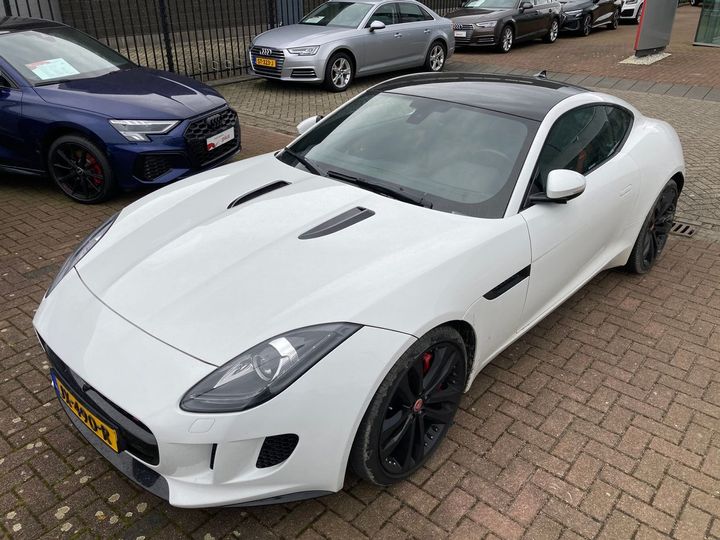 Jaguar F-type (2014)