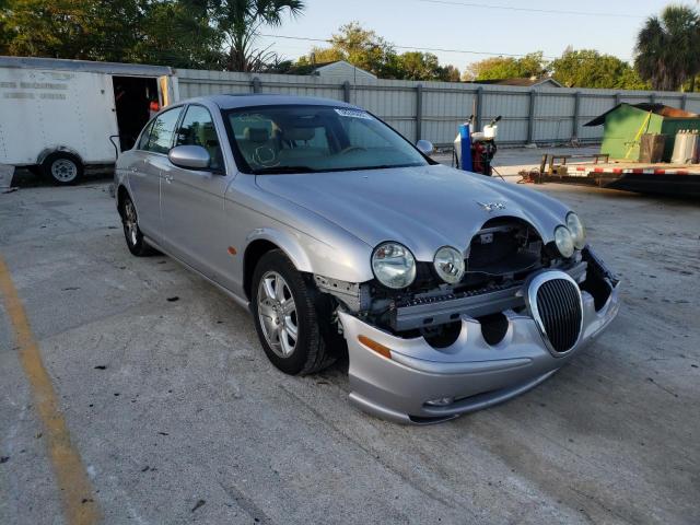 Jaguar S-type (2003)