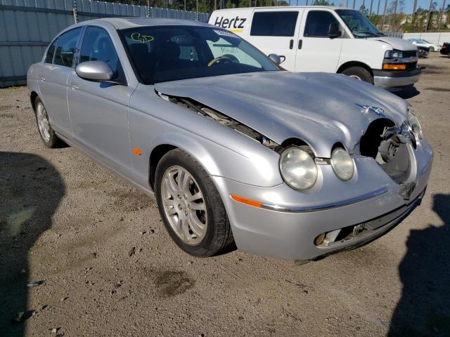 Jaguar S-type (2005)