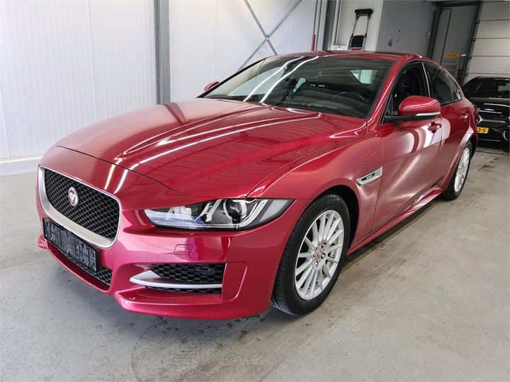 Jaguar Xe (2017)