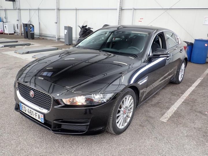 Jaguar Xe (2017)