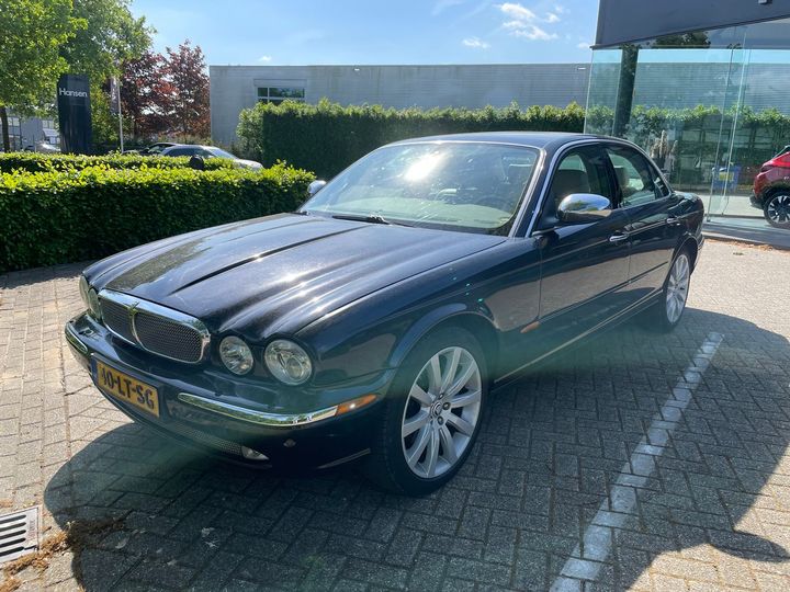 Jaguar Xj (2003)