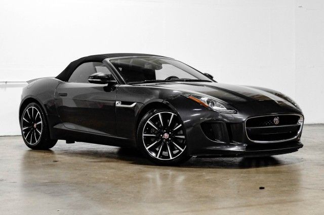 Jaguar F-type (2016)
