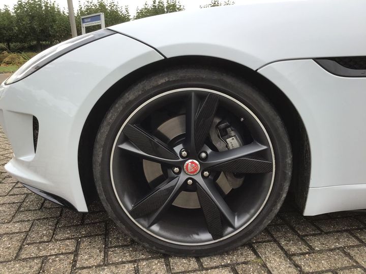 Jaguar F-type 2018