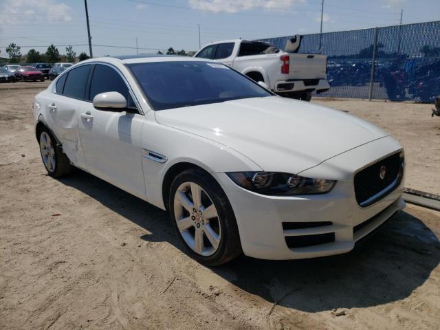 Jaguar Xe premium (2017)