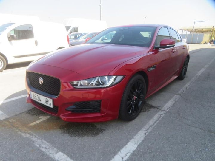 Jaguar Xe (2016)