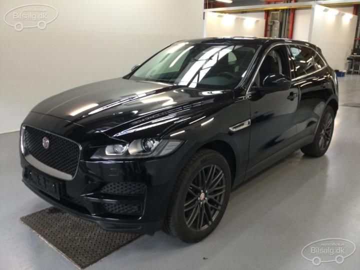 Jaguar F-pace suv (2018)