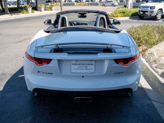Jaguar F-type 2019