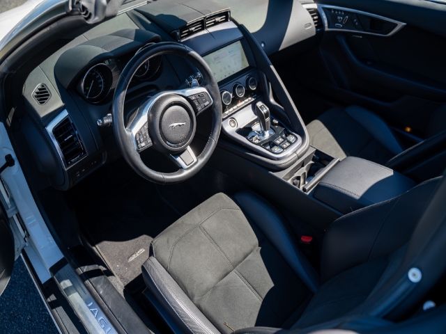Jaguar F-type 2019