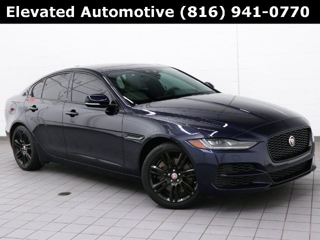 Jaguar Xe (2020)