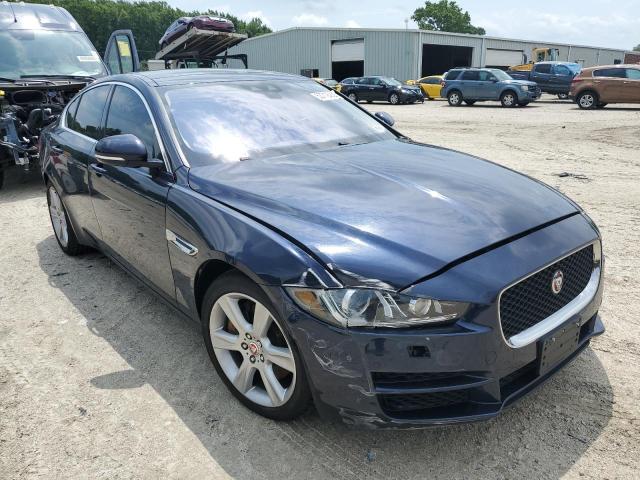 Jaguar Xe prestig (2018)
