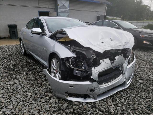 Jaguar Xf (2014)