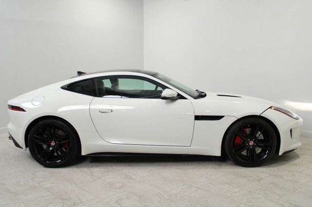 Jaguar F-type 2015